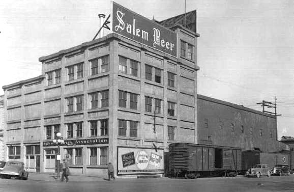 Salem Brewery 1943 - photo